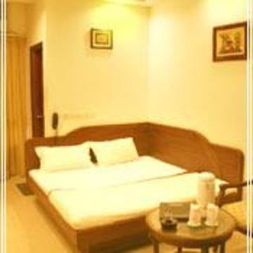 Star - Free Airport Pickup Hotel 4*