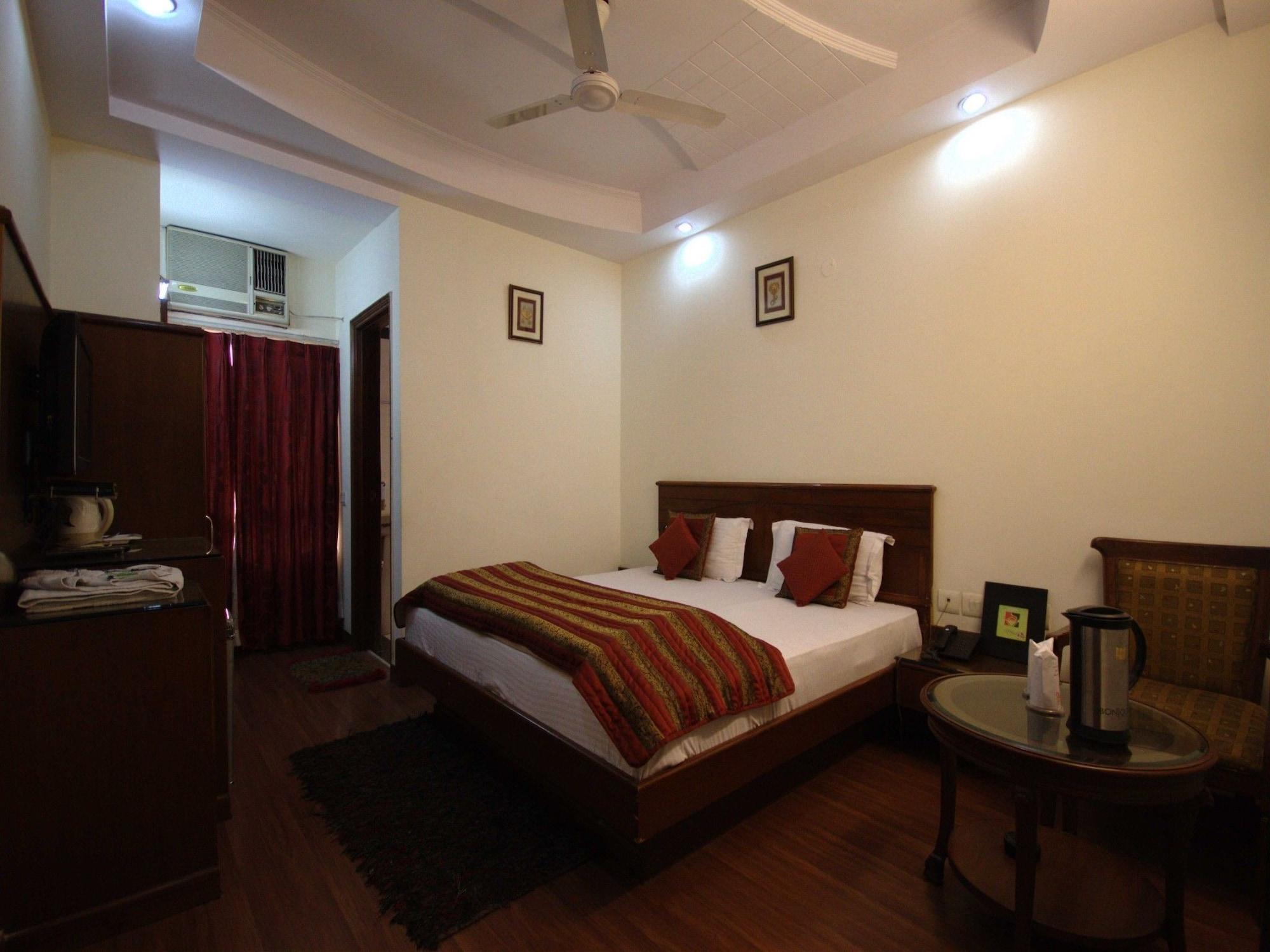 Star - Free Airport Pickup Hotel 4*