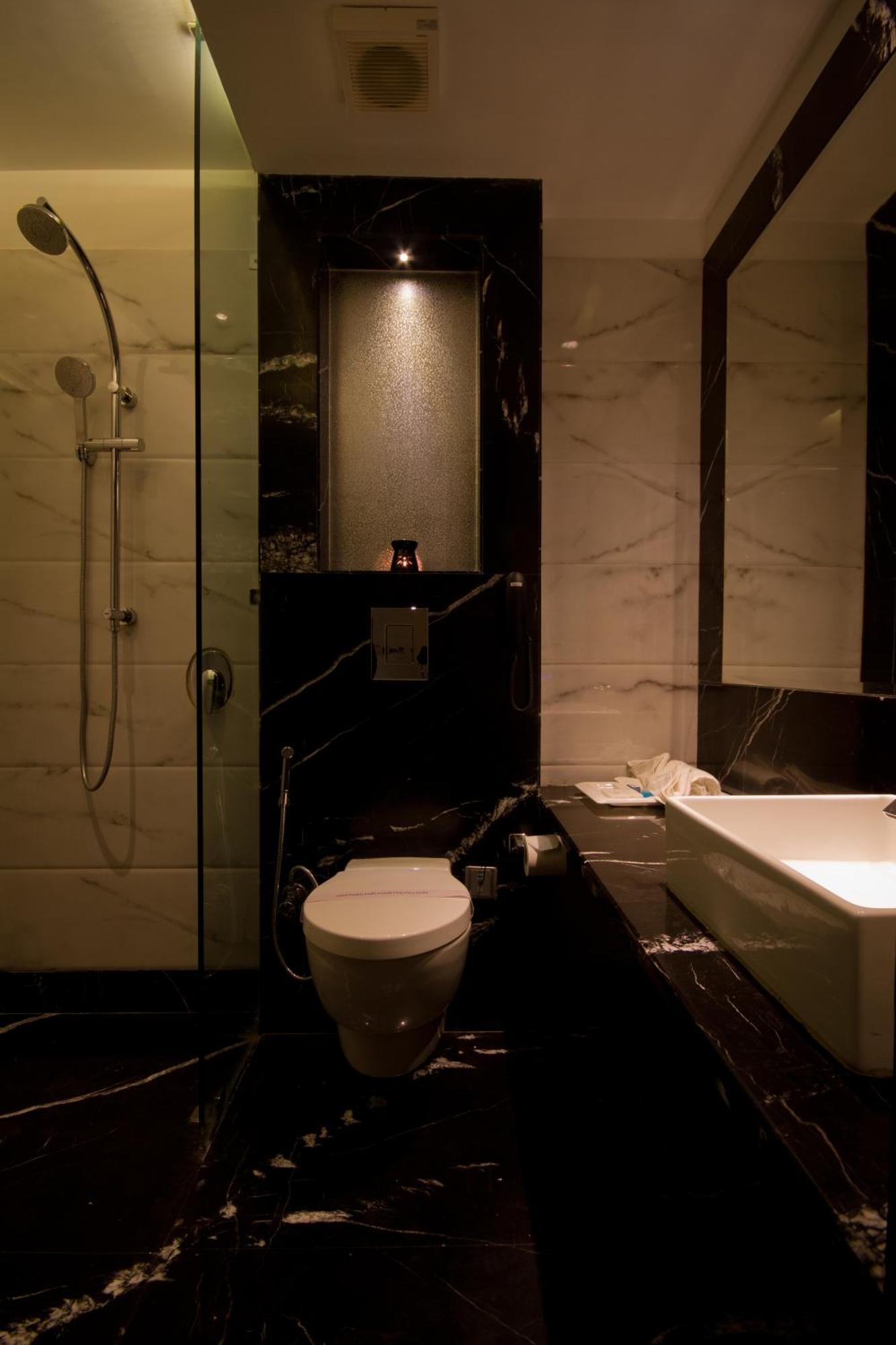 Star - Free Airport Pickup Hotel New Delhi