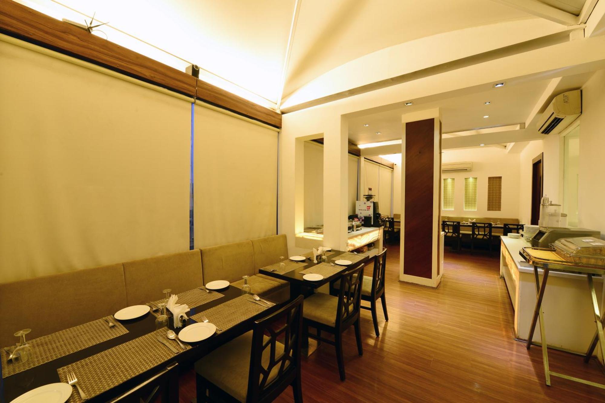 Hotel Star - Free Airport Pickup 4*