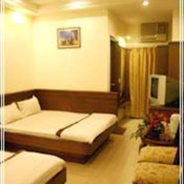 Star - Free Airport Pickup Hotel New Delhi