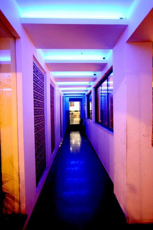 Hotel Star - Free Airport Pickup New Delhi